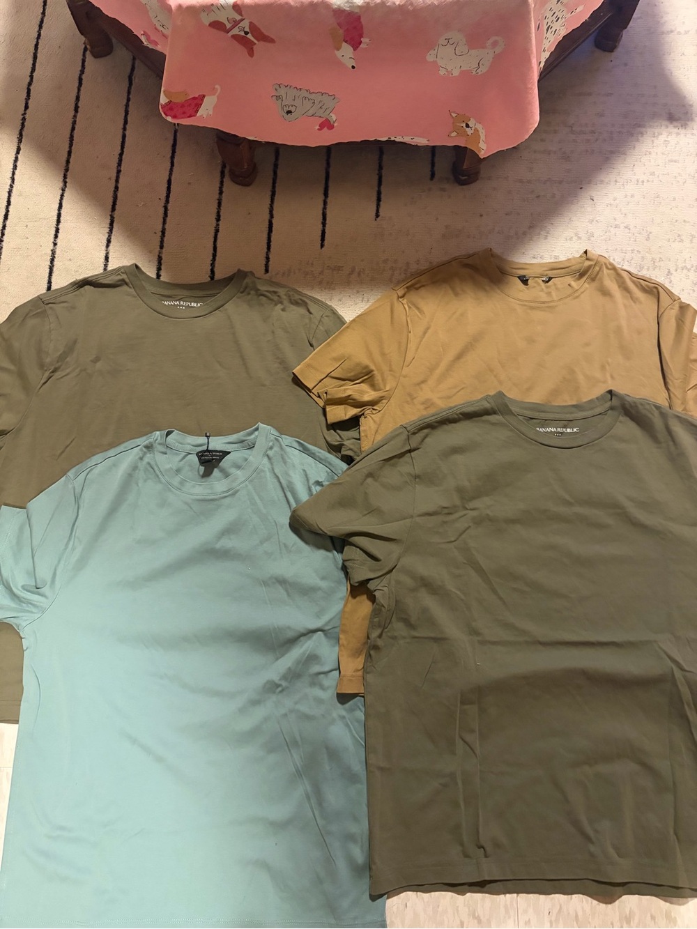 4 banana republic cotton t shirts new size large